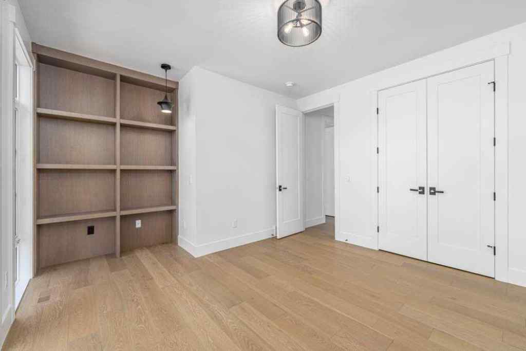 MLS® A2246791 - 2504 19A Street SW in Bankview Calgary, Residential