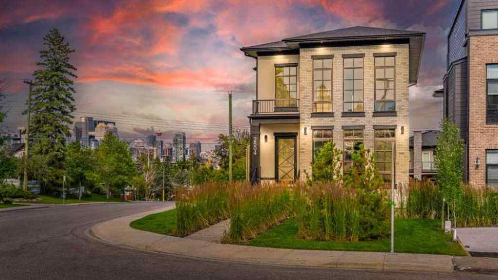 MLS® A2246791 - 2504 19A Street SW in Bankview Calgary, Residential
