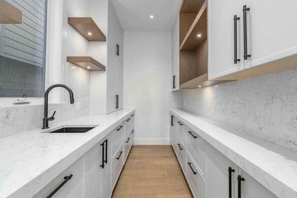 MLS® A2246791 - 2504 19A Street SW in Bankview Calgary, Residential