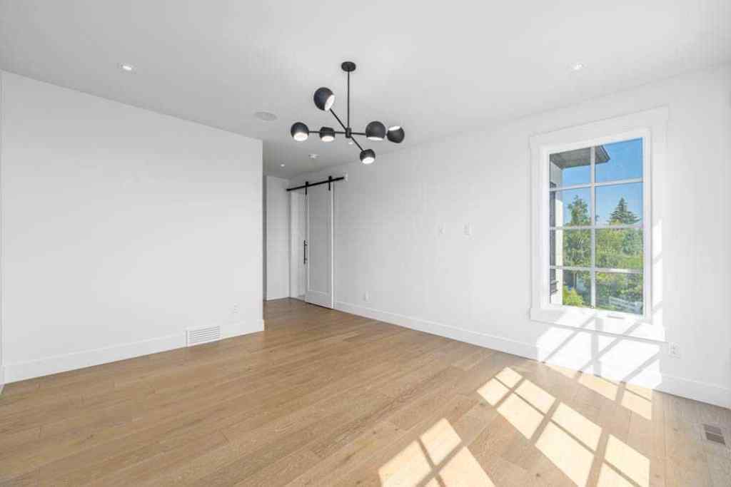MLS® A2246791 - 2504 19A Street SW in Bankview Calgary, Residential
