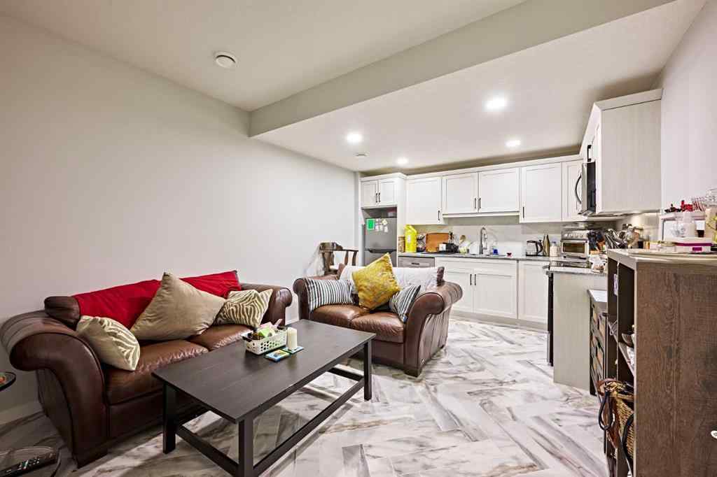 MLS® A2246829 - 95 ARBOUR LAKE Heights NW in Arbour Lake Calgary, Residential
