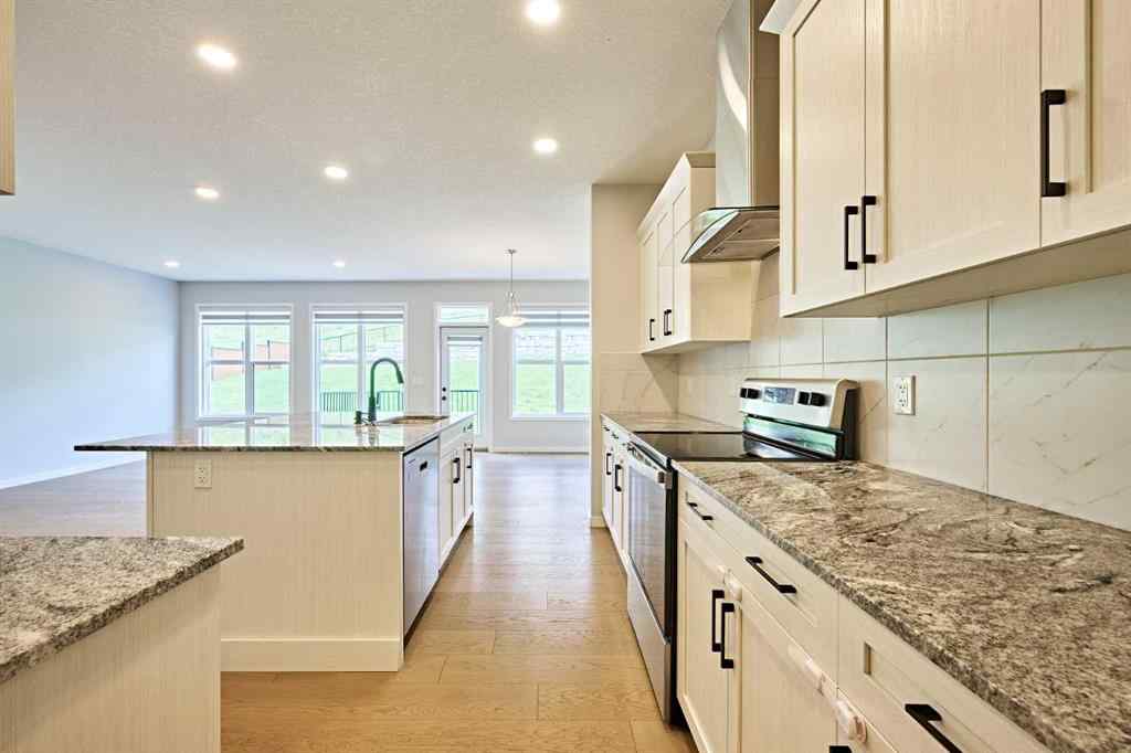MLS® A2246829 - 95 ARBOUR LAKE Heights NW in Arbour Lake Calgary, Residential