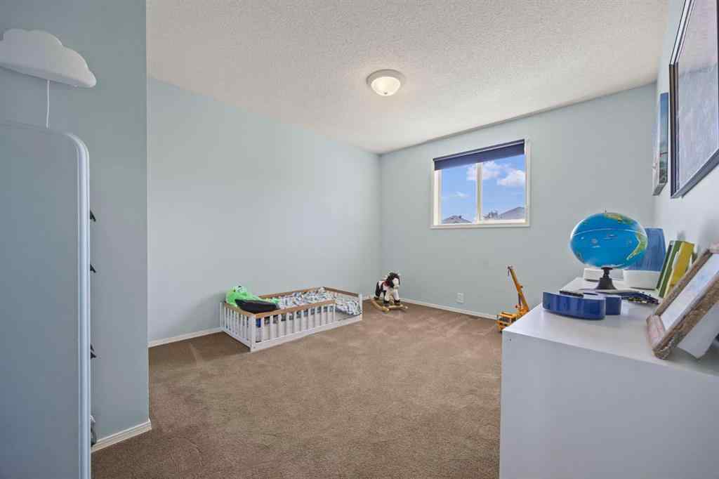 MLS® A2246831 - 71 Somercrest Close SW in Somerset Calgary, Residential