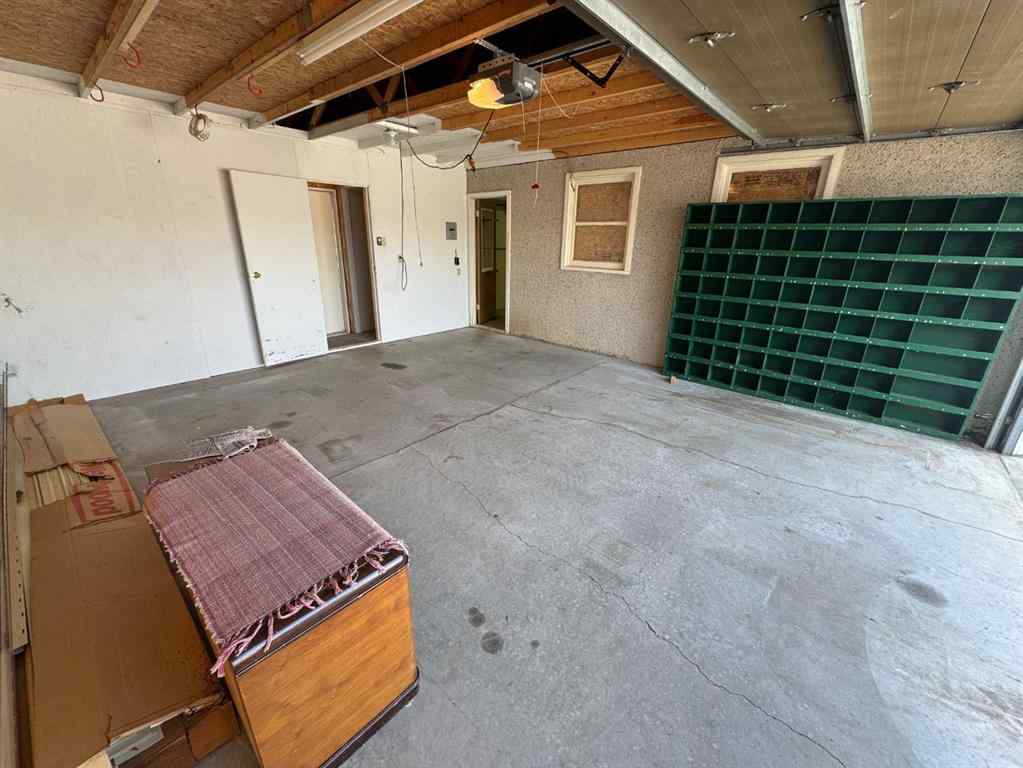 MLS® A2246842 - 1025 25 Street S in Agnes Davidson Lethbridge, Residential