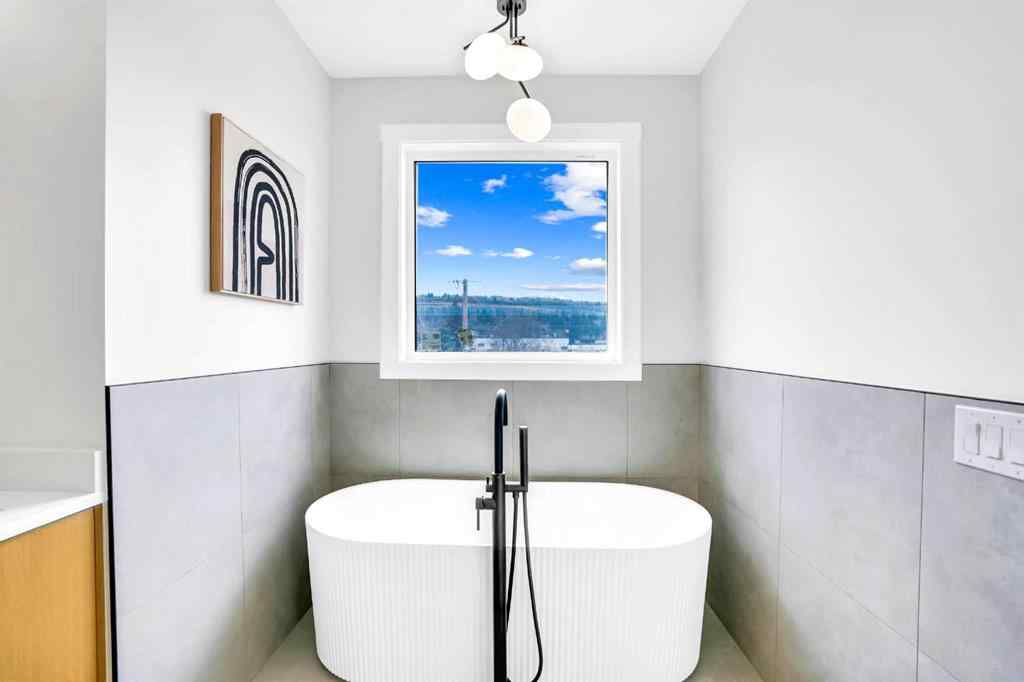 MLS® A2246849 - 4711 19 Avenue NW in Montgomery Calgary, Residential