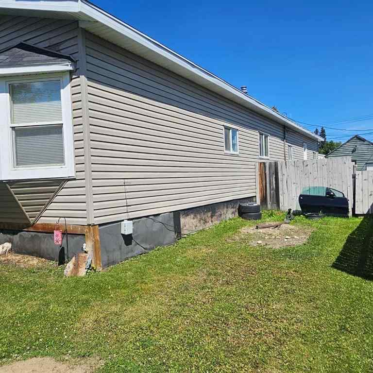 MLS® A2246862 - 613 53 Street   in Edson Edson, Residential