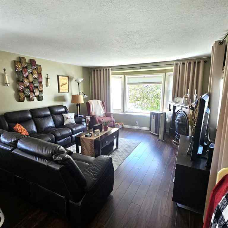MLS® A2246862 - 613 53 Street   in Edson Edson, Residential