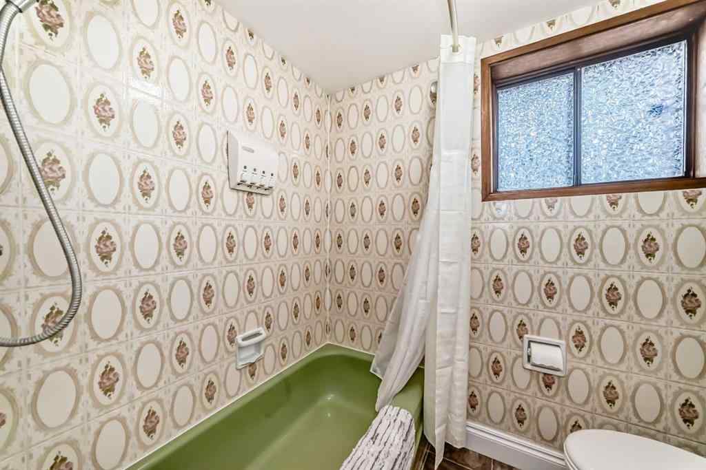 MLS® A2246867 - 40 Mountain Street W in Rosemont Okotoks, Residential