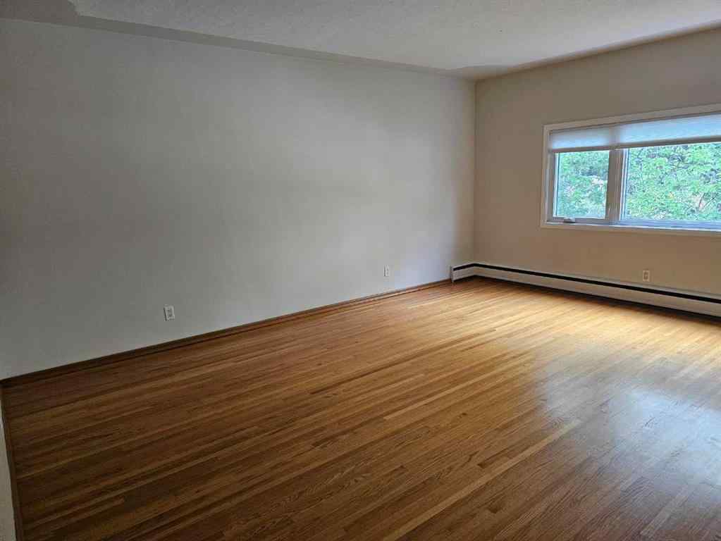 MLS® A2246876 - 2312 22 Street NW in Banff Trail Calgary, Commercial