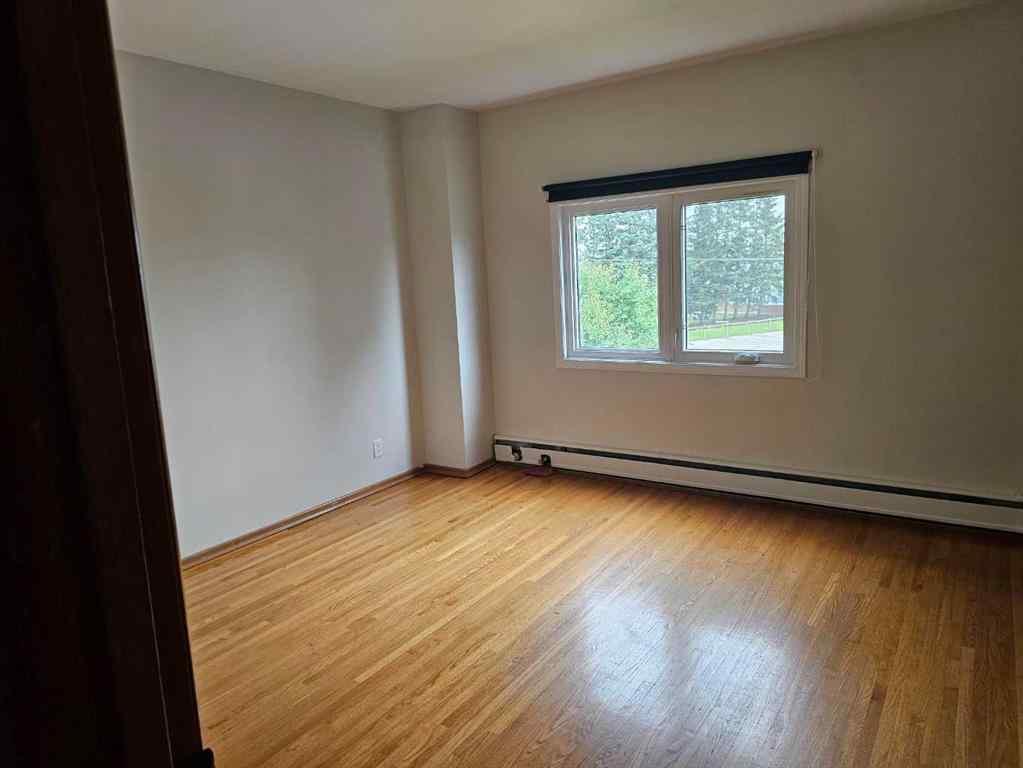 MLS® A2246876 - 2312 22 Street NW in Banff Trail Calgary, Commercial