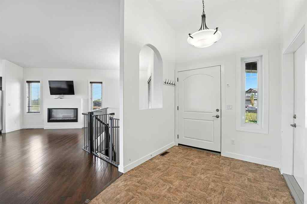 MLS® A2246893 - 5446 Vista Trail  in Valley Ridge Blackfalds, Residential