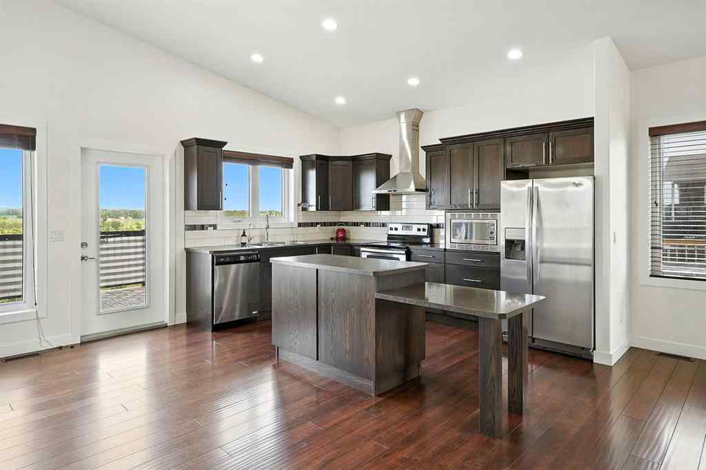 MLS® A2246893 - 5446 Vista Trail  in Valley Ridge Blackfalds, Residential