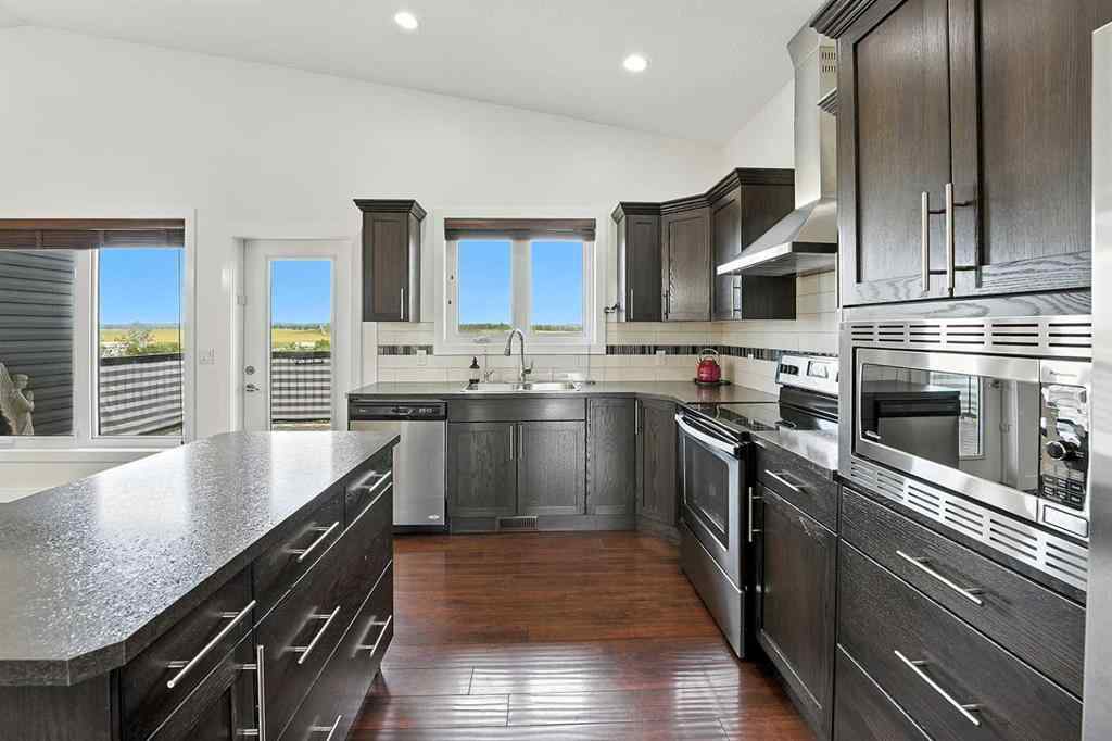MLS® A2246893 - 5446 Vista Trail  in Valley Ridge Blackfalds, Residential