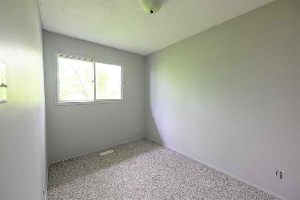 MLS® A2246900 - 9708 91 Street  in NONE Sexsmith, Residential
