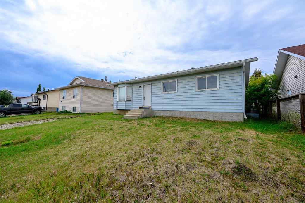 MLS® A2246900 - 9708 91 Street  in NONE Sexsmith, Residential