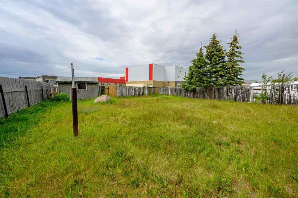 MLS® A2246900 - 9708 91 Street  in NONE Sexsmith, Residential