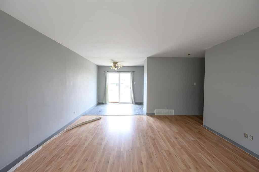 MLS® A2246900 - 9708 91 Street  in NONE Sexsmith, Residential