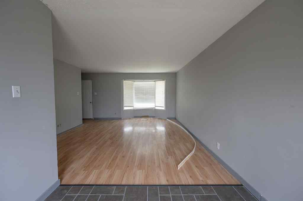 MLS® A2246900 - 9708 91 Street  in NONE Sexsmith, Residential