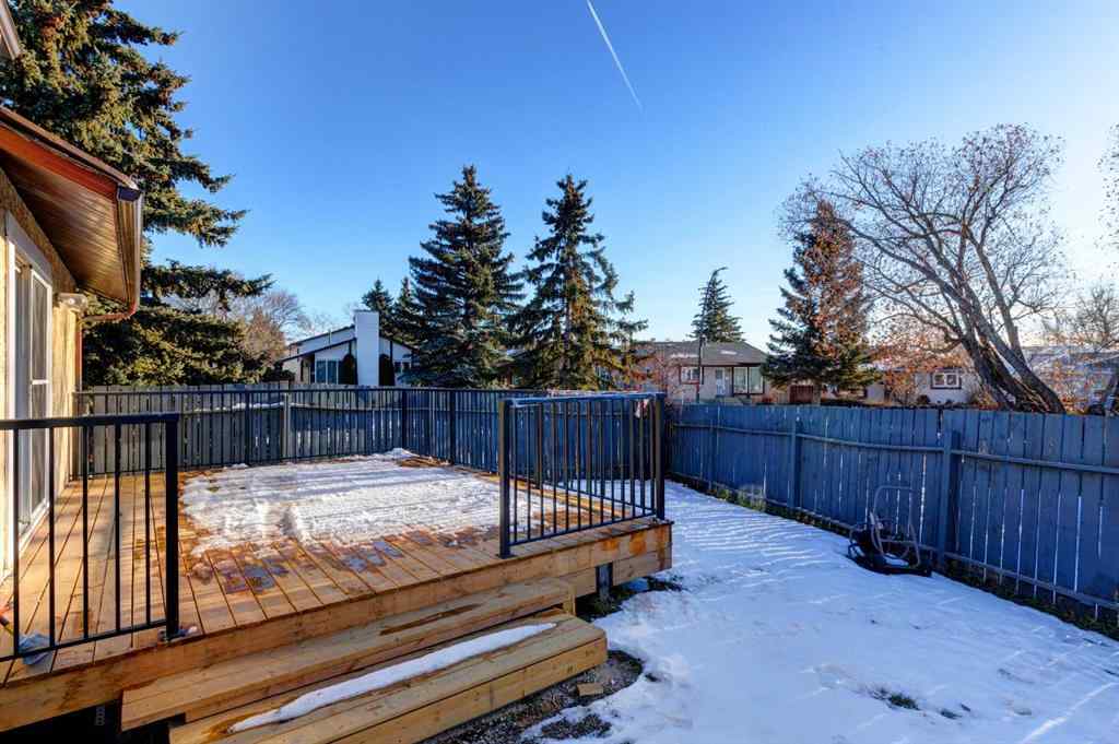 MLS® A2246914 - 27 Castleridge Road NE in Castleridge Calgary, Residential