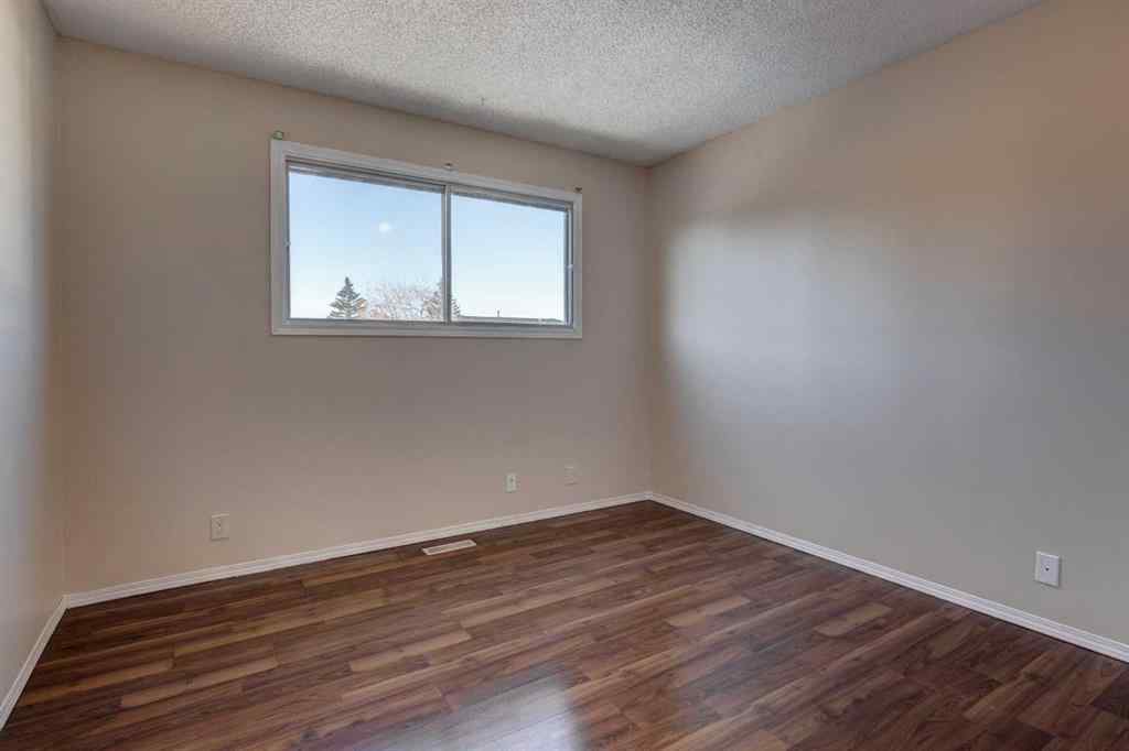 MLS® A2246914 - 27 Castleridge Road NE in Castleridge Calgary, Residential