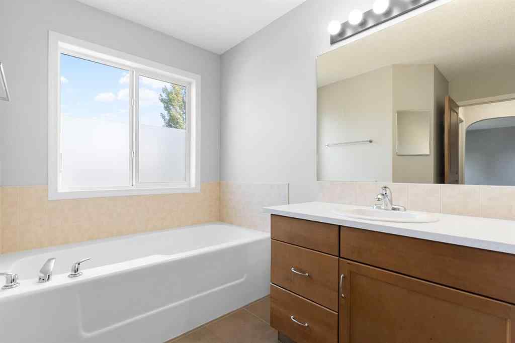 MLS® A2246915 - 928 Prairie Springs Drive SW in Prairie Springs Airdrie, Residential