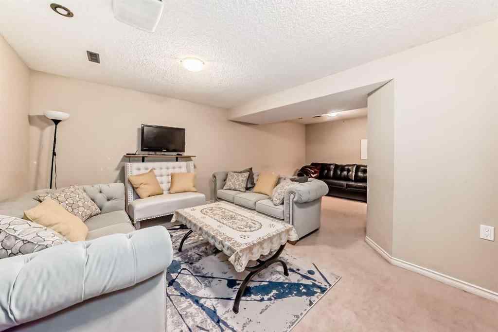 MLS® A2246917 - 6735 Coach Hill Road SW in Coach Hill Calgary, Residential