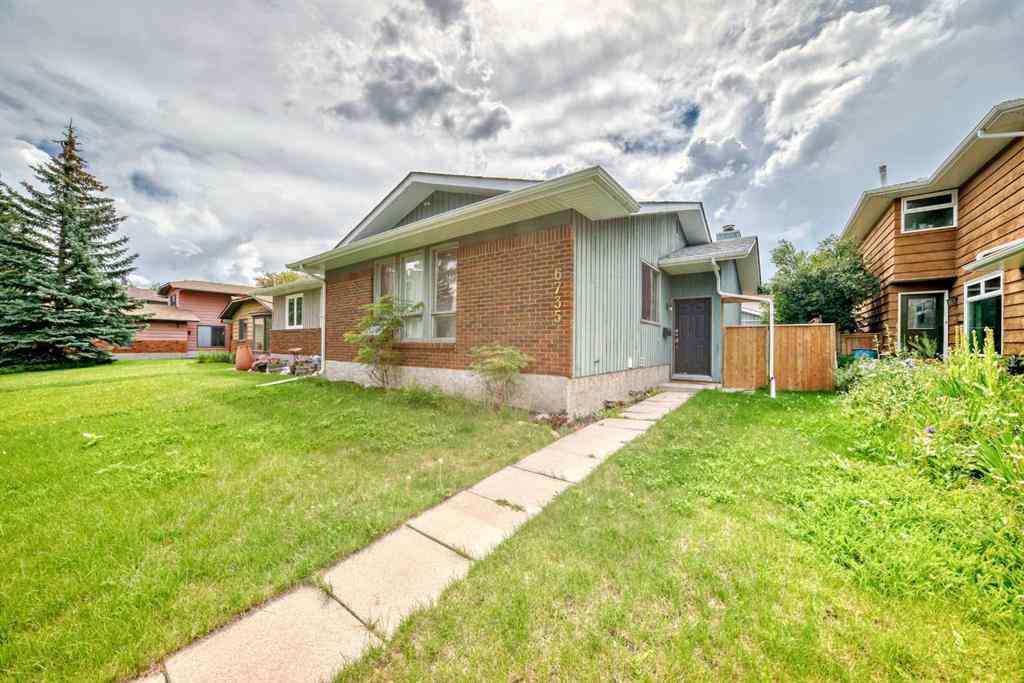 MLS® A2246917 - 6735 Coach Hill Road SW in Coach Hill Calgary, Residential