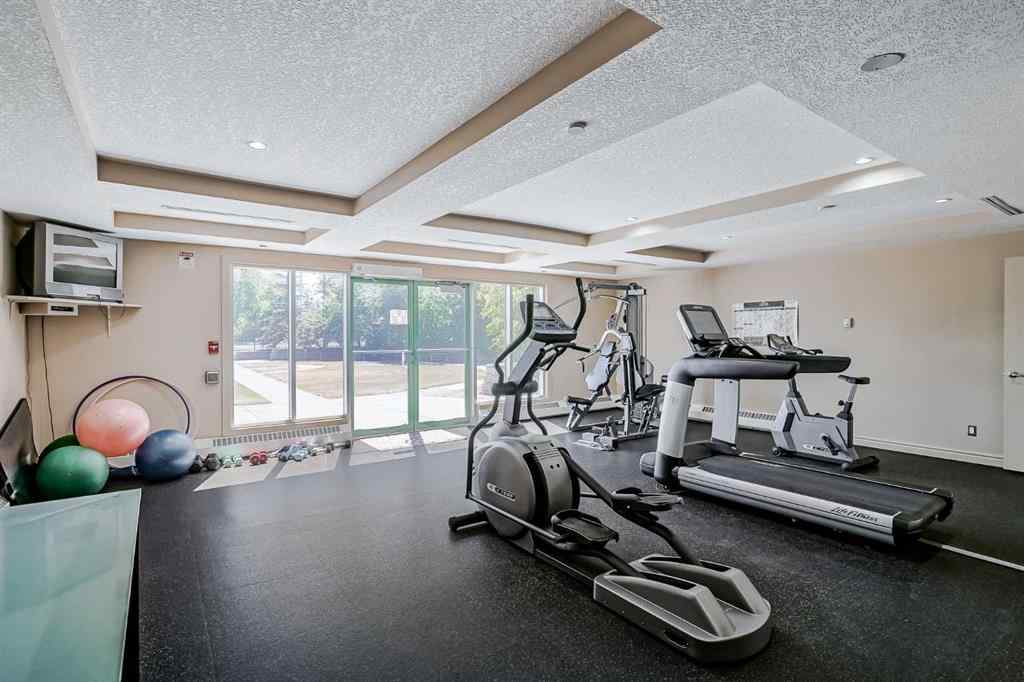 MLS® A2246921 - Unit #403 3111 34 Avenue NW in Varsity Calgary, Residential