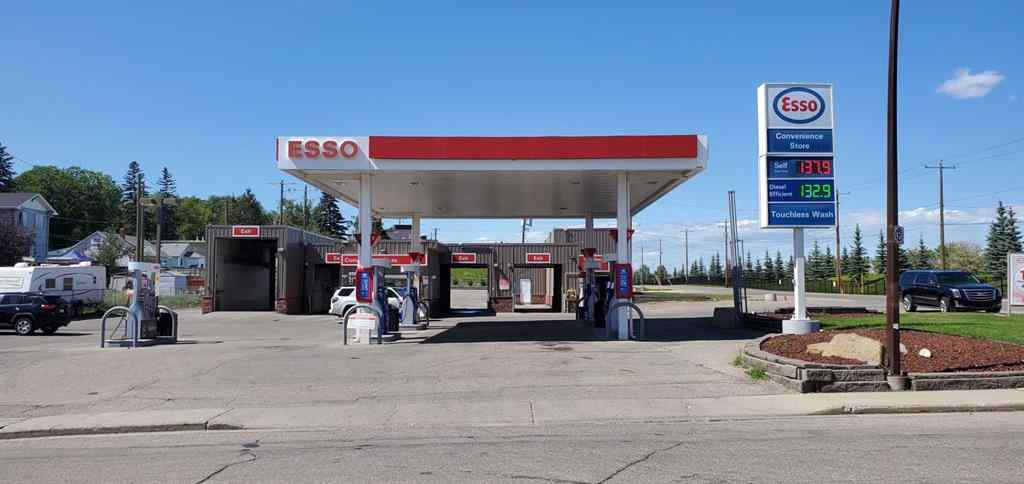 MLS® A2246923 - 2404 68 Avenue  in Ogden Calgary, Commercial