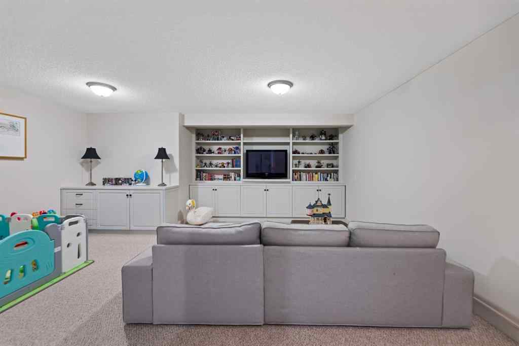MLS® A2246927 - 250 Strathridge Place SW in Strathcona Park Calgary, Residential