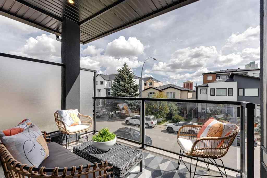 MLS® A2246928 - 941 38 Street SW in Rosscarrock Calgary, Residential