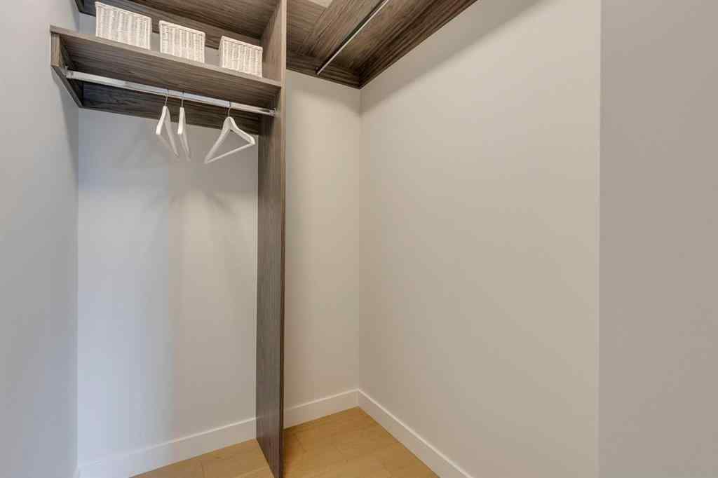 MLS® A2246928 - 941 38 Street SW in Rosscarrock Calgary, Residential