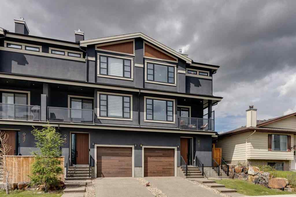 MLS® A2246928 - 941 38 Street SW in Rosscarrock Calgary, Residential