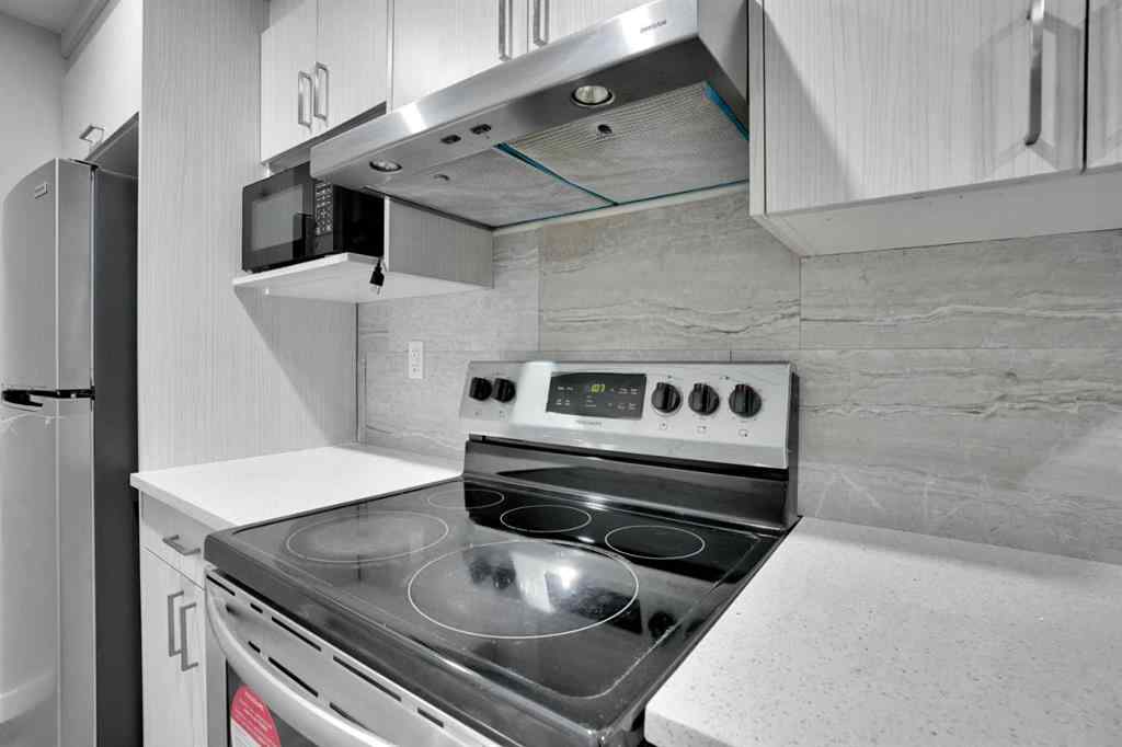 MLS® A2246941 - 186 Carringvue Park NW in Carrington Calgary, Residential