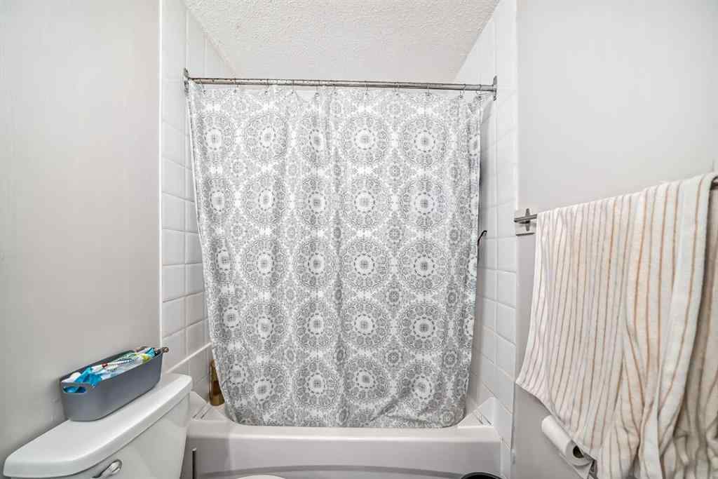 MLS® A2246949 - Unit #303 4328 4 Street NW in Highland Park Calgary, Residential