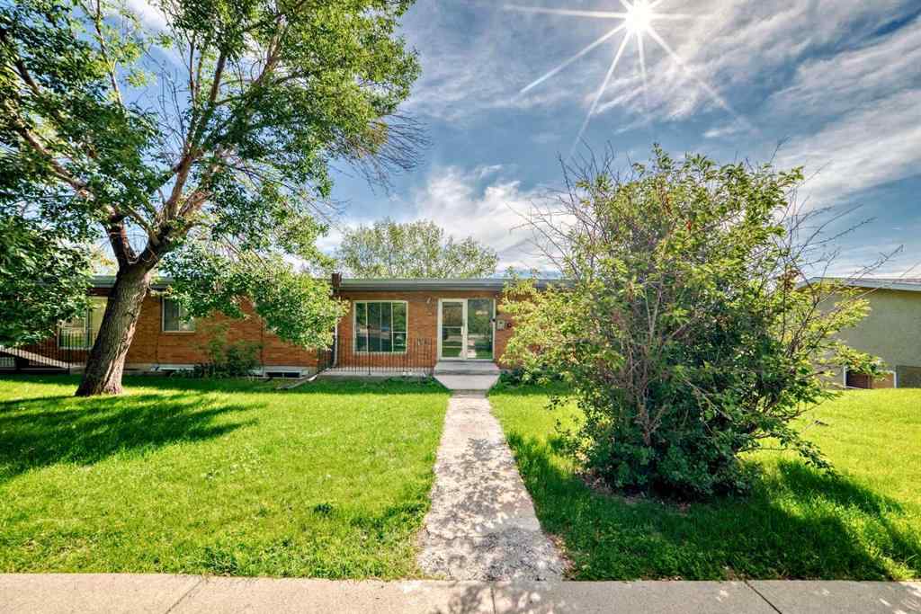 MLS® A2246949 - Unit #303 4328 4 Street NW in Highland Park Calgary, Residential
