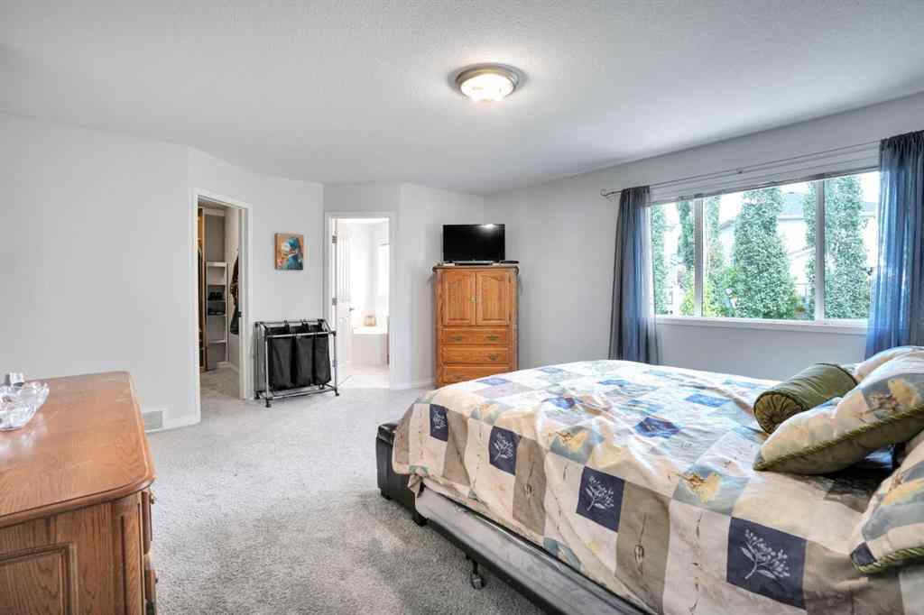 MLS® A2246956 - 521 Rocky Ridge View NW in Rocky Ridge Calgary, Residential
