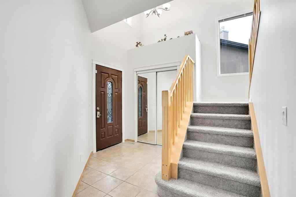 MLS® A2246956 - 521 Rocky Ridge View NW in Rocky Ridge Calgary, Residential