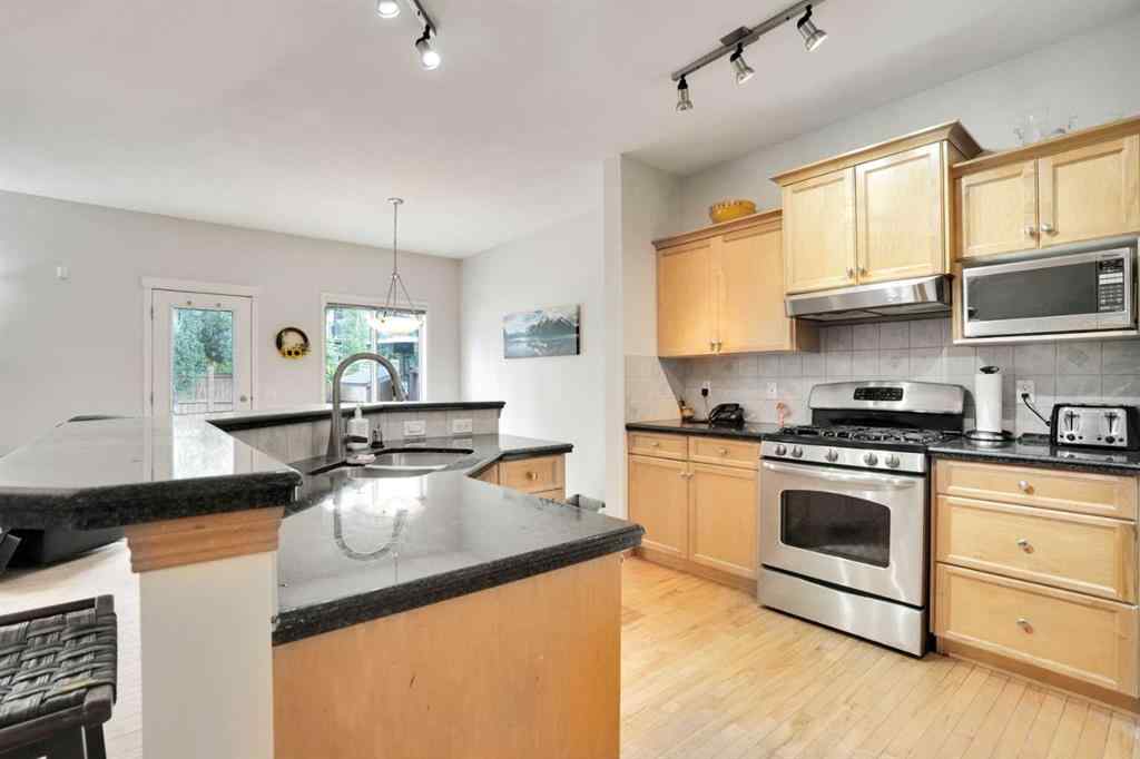 MLS® A2246956 - 521 Rocky Ridge View NW in Rocky Ridge Calgary, Residential