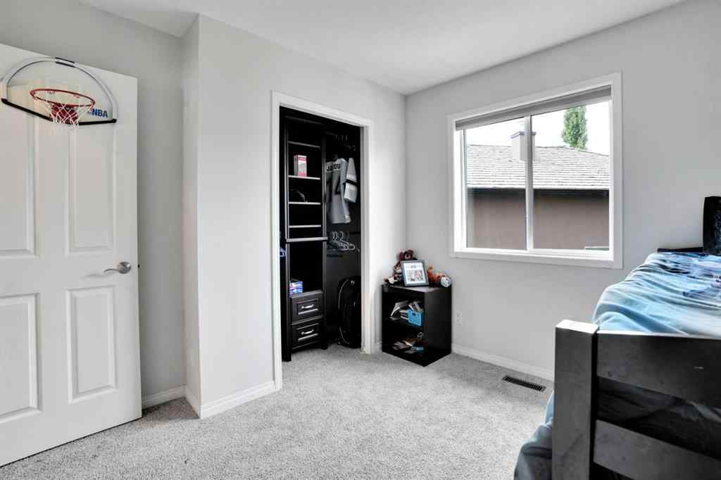 MLS® A2246956 - 521 Rocky Ridge View NW in Rocky Ridge Calgary, Residential