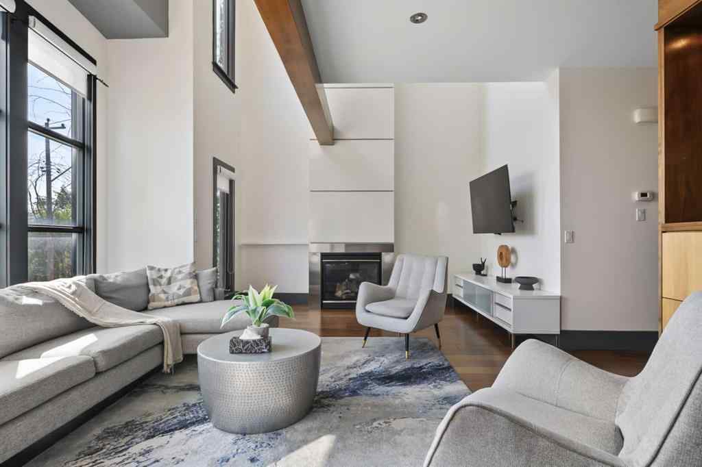MLS® A2246959 - 2217 17 Street SW in Bankview Calgary, Residential