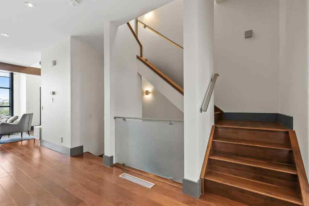 MLS® A2246959 - 2217 17 Street SW in Bankview Calgary, Residential