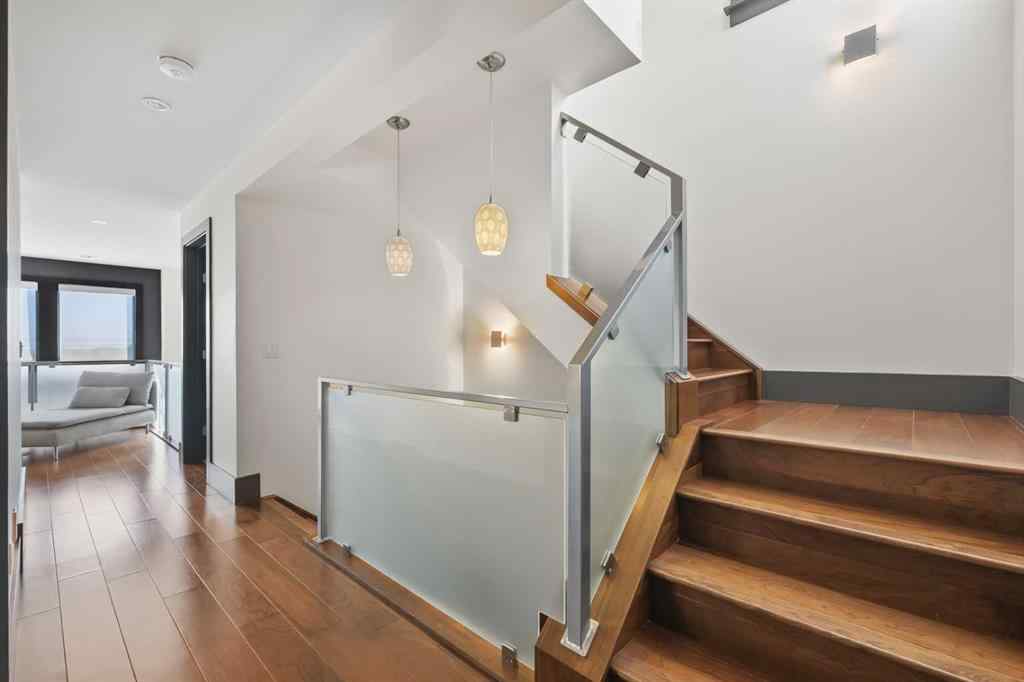 MLS® A2246959 - 2217 17 Street SW in Bankview Calgary, Residential