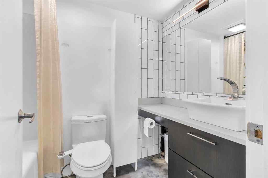 MLS® A2246960 - Unit #212 535 8 Avenue SE in Downtown East Village Calgary, Residential