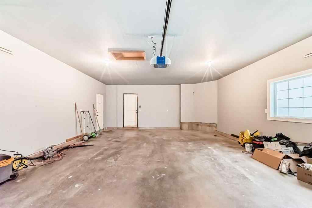 MLS® A2246961 - 228 Kingston Way SE in Kings Heights Airdrie, Residential