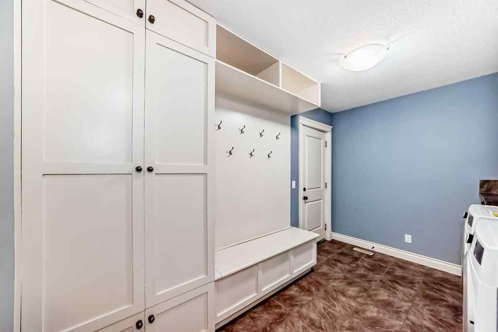 MLS® A2246961 - 228 Kingston Way SE in Kings Heights Airdrie, Residential
