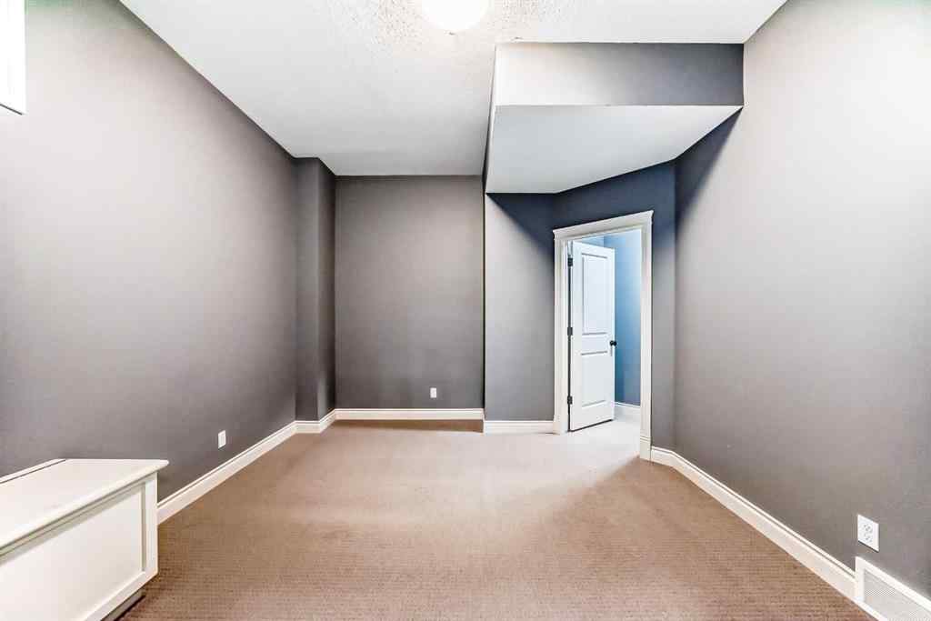MLS® A2246961 - 228 Kingston Way SE in Kings Heights Airdrie, Residential
