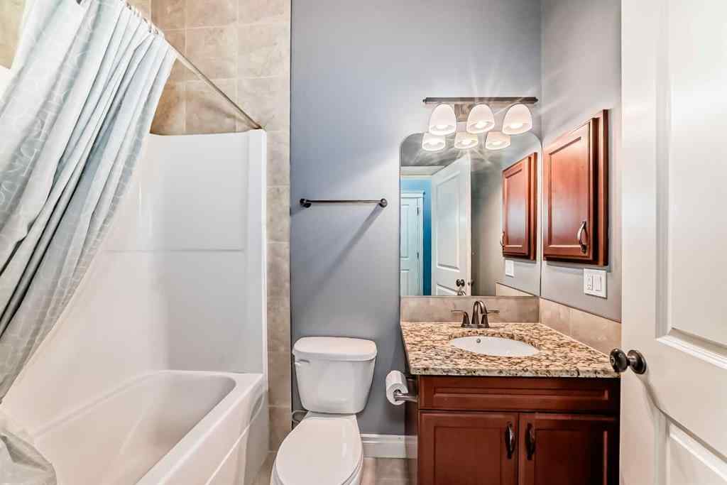 MLS® A2246961 - 228 Kingston Way SE in Kings Heights Airdrie, Residential