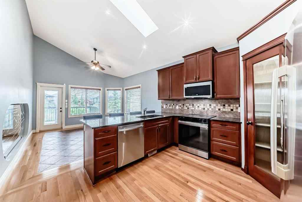 MLS® A2246961 - 228 Kingston Way SE in Kings Heights Airdrie, Residential