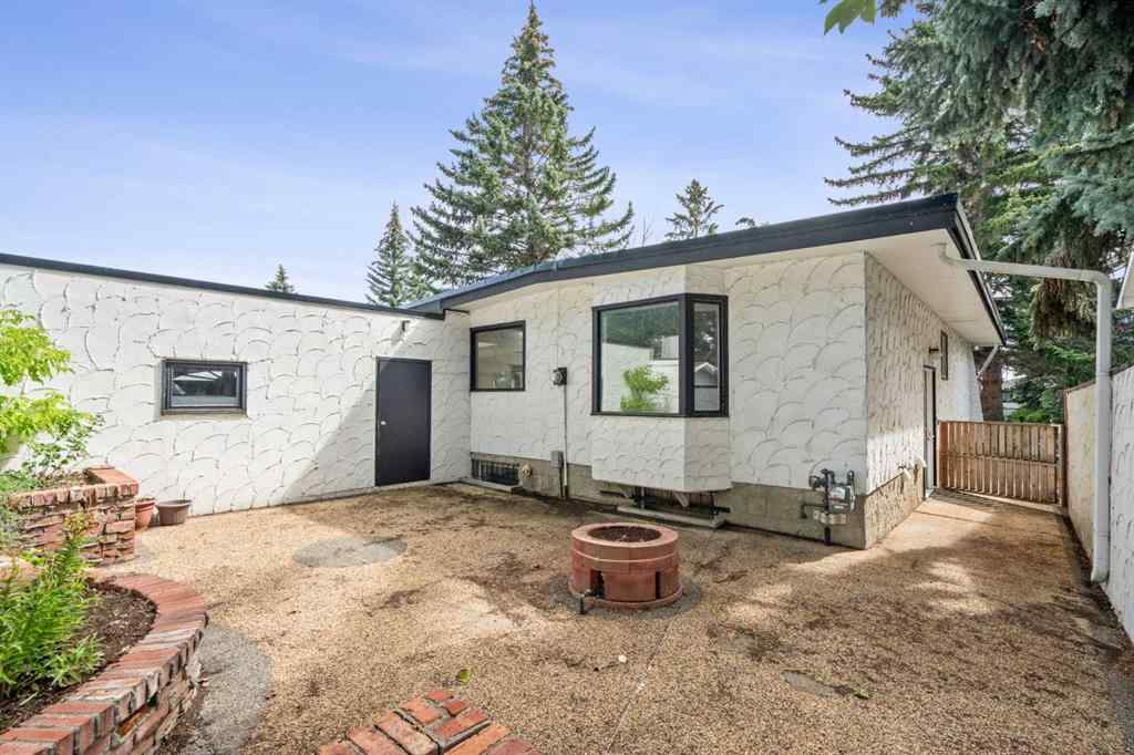 MLS® A2246967 - 114 Dalgleish Bay NW in Dalhousie Calgary, Residential